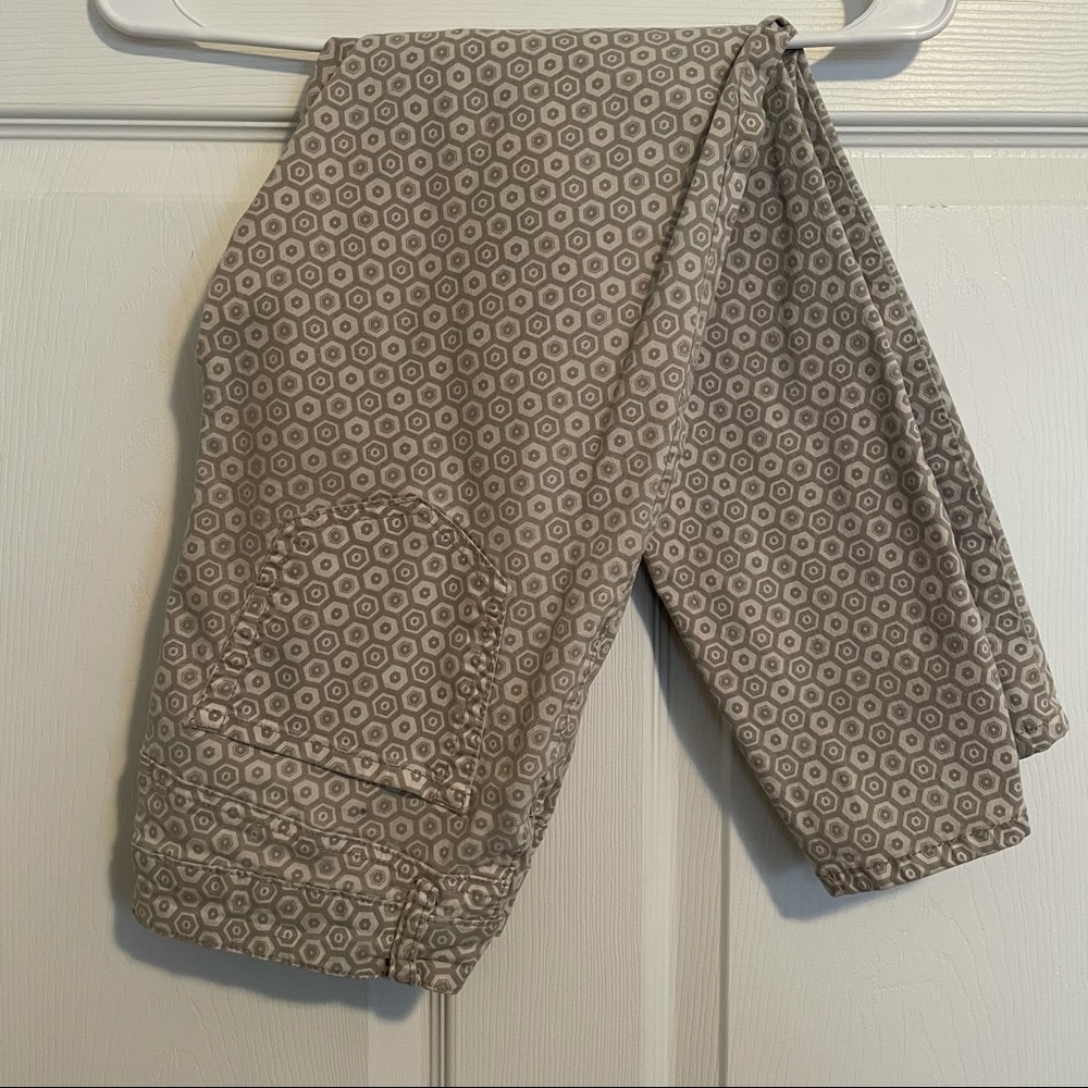 D. Jeans with Hexagon Shapes all over